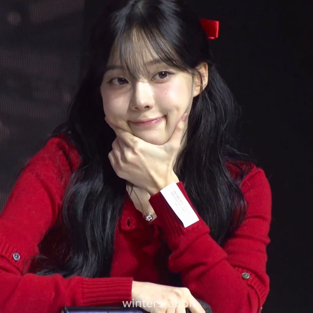 nana ☆ tweet media