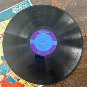 calamity_dawn's tweet image. Square Dancing is FUN! Did you ever?

buff.ly/rZ1c1pu 

#squaredancing #vintage #vintagevinyl #Doseedo #swingyourpartner