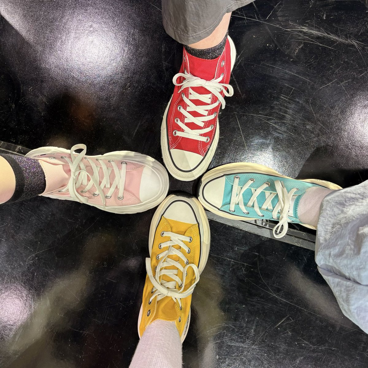 s_suzushiro's tweet photo. 最高の一日になりました😭✨
한국 여러분 Thank you!!!! 좋아해요🫶
#ぼっち・ざ・ろっく #結束バンド
#FromShimokitazawa #프롬시모키타자와 https://t.co/bPrr5kY2RC