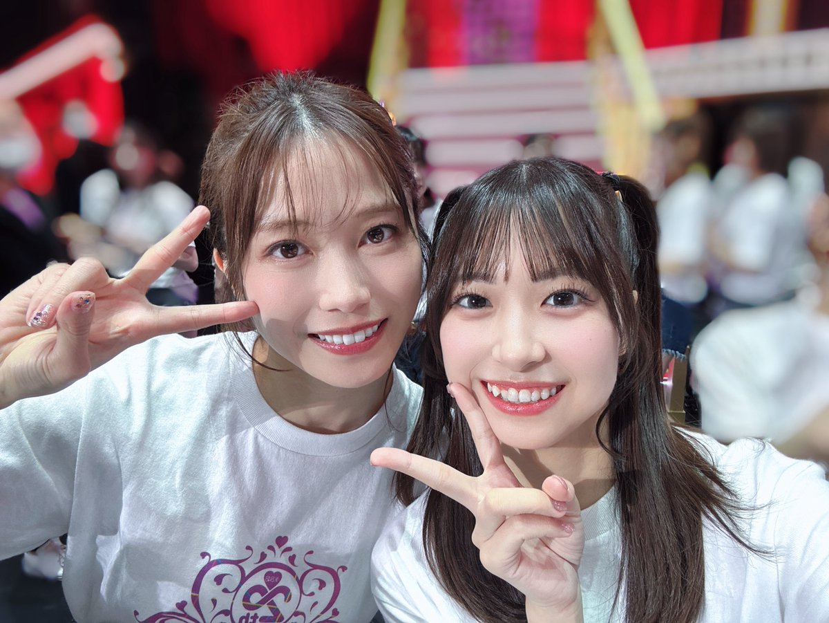 harupyon_0525's tweet photo. 一緒にコンサートに出演させていただいた
小嶋陽菜さん、指原莉乃さん、横山由依さん🫶

とてもとてもいろいろな面で尊敬している先輩方✨

一緒にパフォーマンスさせていただけて嬉しかったです💖
#AKBは青春ですin武道館 https://t.co/VUSVIBKved