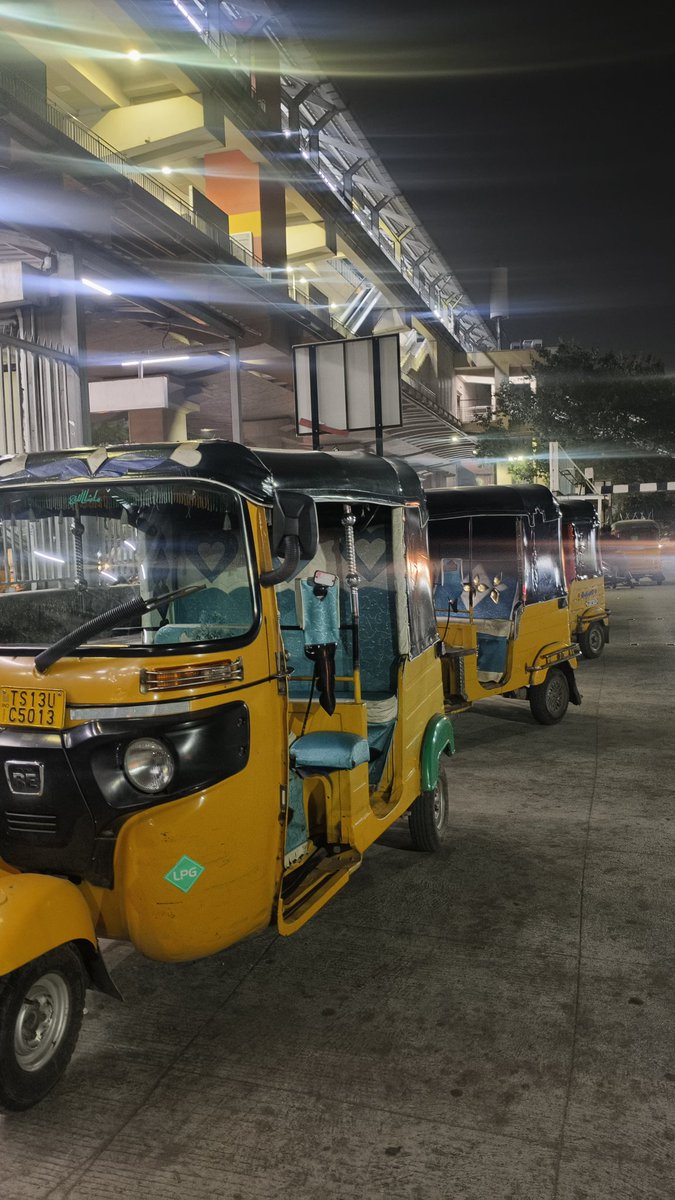 ну∂єяαвα∂ι ℓα∂кα🇮🇳 tweet media