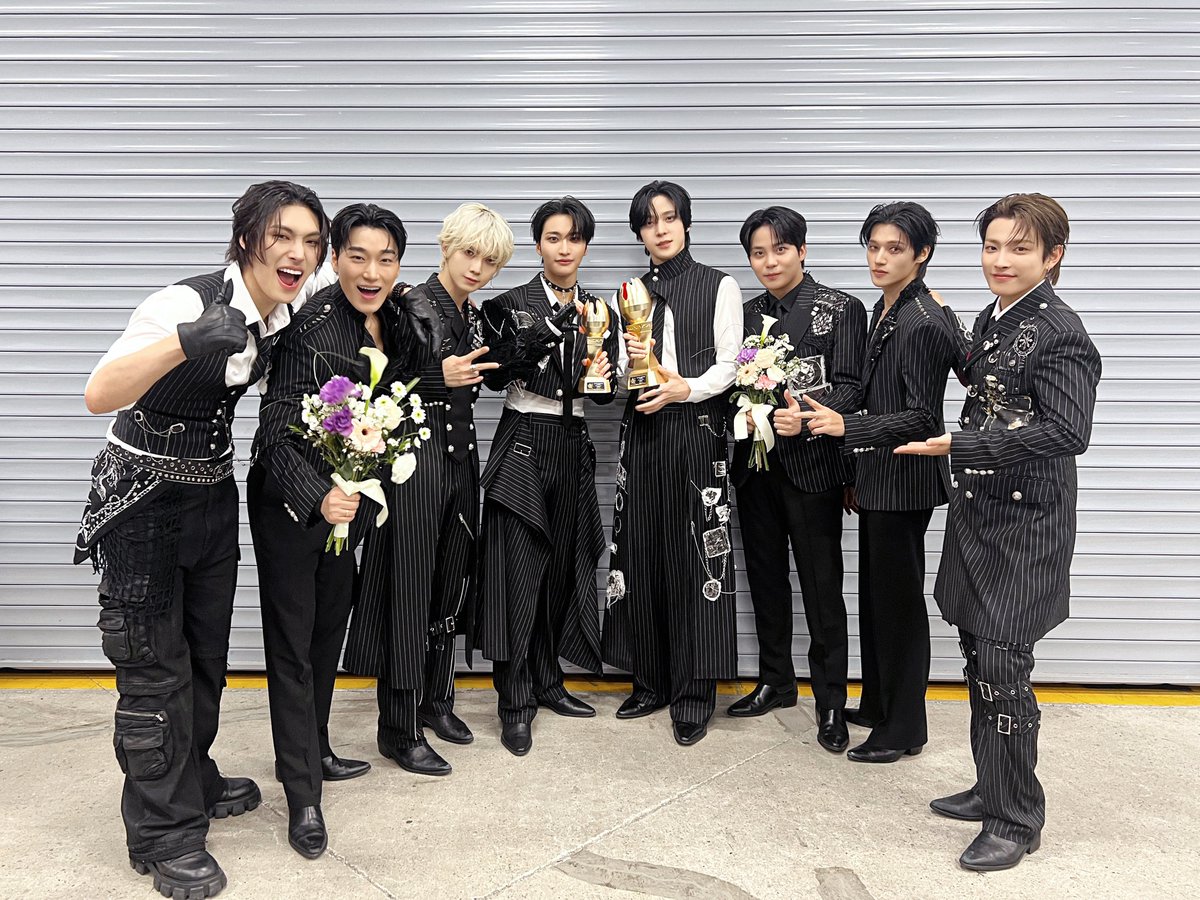 1024updates's tweet image. ATEEZ Grand Prize (Daesang)

🏆2024 Korea Grand Music Awards 'Grand Honor's Choice' 
🏆2025 Newsis K-Expo 'Seoul Mayor Award'
🏆2025 Korea Grand Music Awards 'Grand Artist'
🏆2025 Asia Artist Awards 'Stage of the Year'

#ATEEZ #에이티즈 @ATEEZofficial