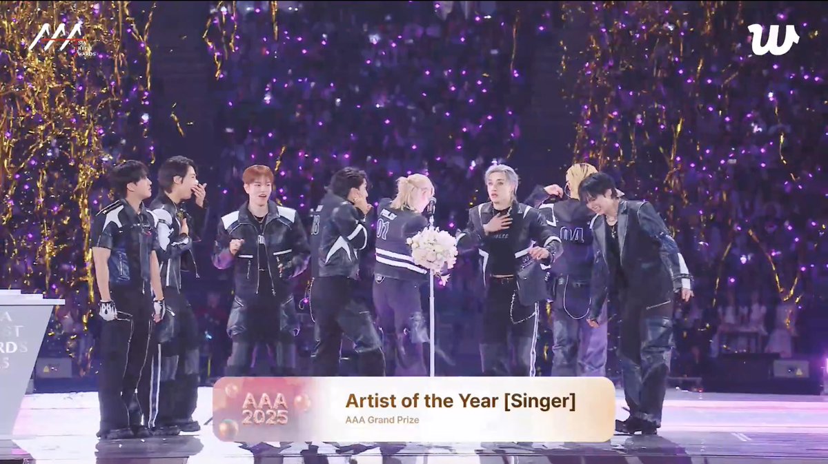 skz_usa's tweet photo. [FATE🍾] Congratulations @Stray_Kids on your 8 wins at the 2025 Asia Artist Awards!

🏆 Best K-Pop Record
🏆 Best Artist (Bonsang)
🏆 Best Producer — #3RACHA
🏆 Best Choice — #Hyunjin
🏆 AAA Popularity (Male Group)
🏆 Grand Presence of K-Pop — #Felix 
🏆 Album of the Year (Daesang)
🏆 Artist of the Year (Daesang)

STRAY KIDS ARTIST OF THE YEAR
#SKZ_ArtistOfTheYear_2025AAA
#SKZx2025AAA @Stray_Kids