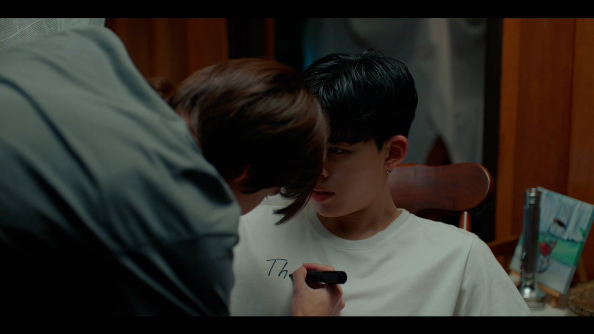 naravit_trend's tweet photo. ของๆฉันทุกชิ้นต้องมีชื่อฉันอยู่บนนั้นน 

#MeAndTheeSeriesEP4 https://t.co/ZTtOo9g2aa