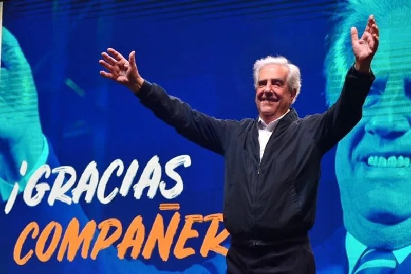 Aquí no se rinde nadie.
Acá estamos y seguimos.
¡Gracias, Tabaré!