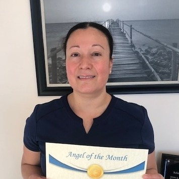 AngelsofRI's tweet photo. Congrats to Maria for being the Angel of the Month! Thank you for all you do!⁣⁣⁣⁣⁣⁣⁣⁣⁣⁣⁣
⁣⁣⁣⁣⁣⁣⁣⁣⁣⁣⁣
#VisitingAngelsRI #Caregiving #Appreciation #VisitingAngels #homecare #CNA https://t.co/Pw7NDpceGb