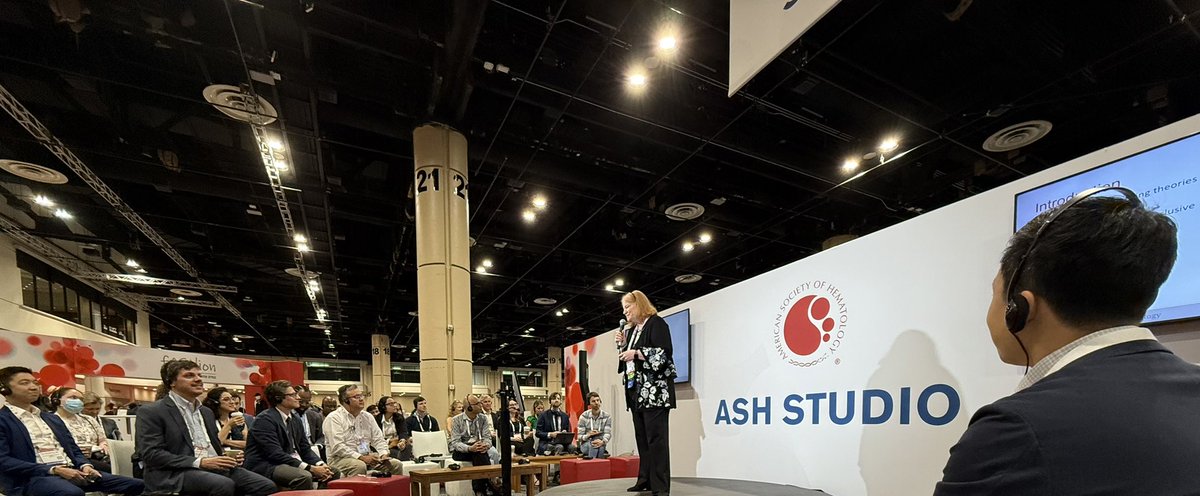 rmistry91's tweet photo. The amazing #ASHEducation Queen Leslie Ellis kicking off the inaugural ASH Studio to a standing room only crowd at 8 am! Loved the format, the set up, and the concept! Great job @ASH_hematology! https://t.co/0s70oyoAlk