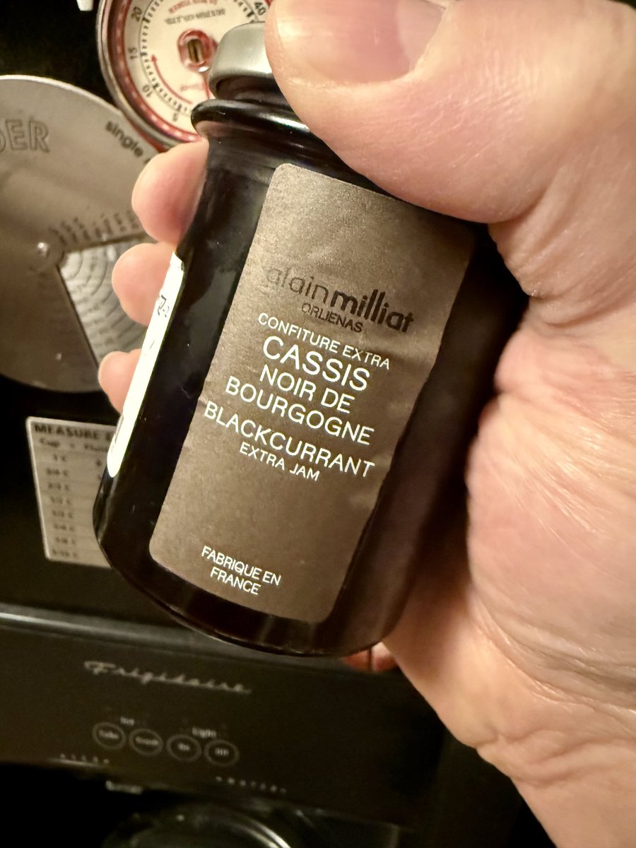 Clayton Hove tweet media