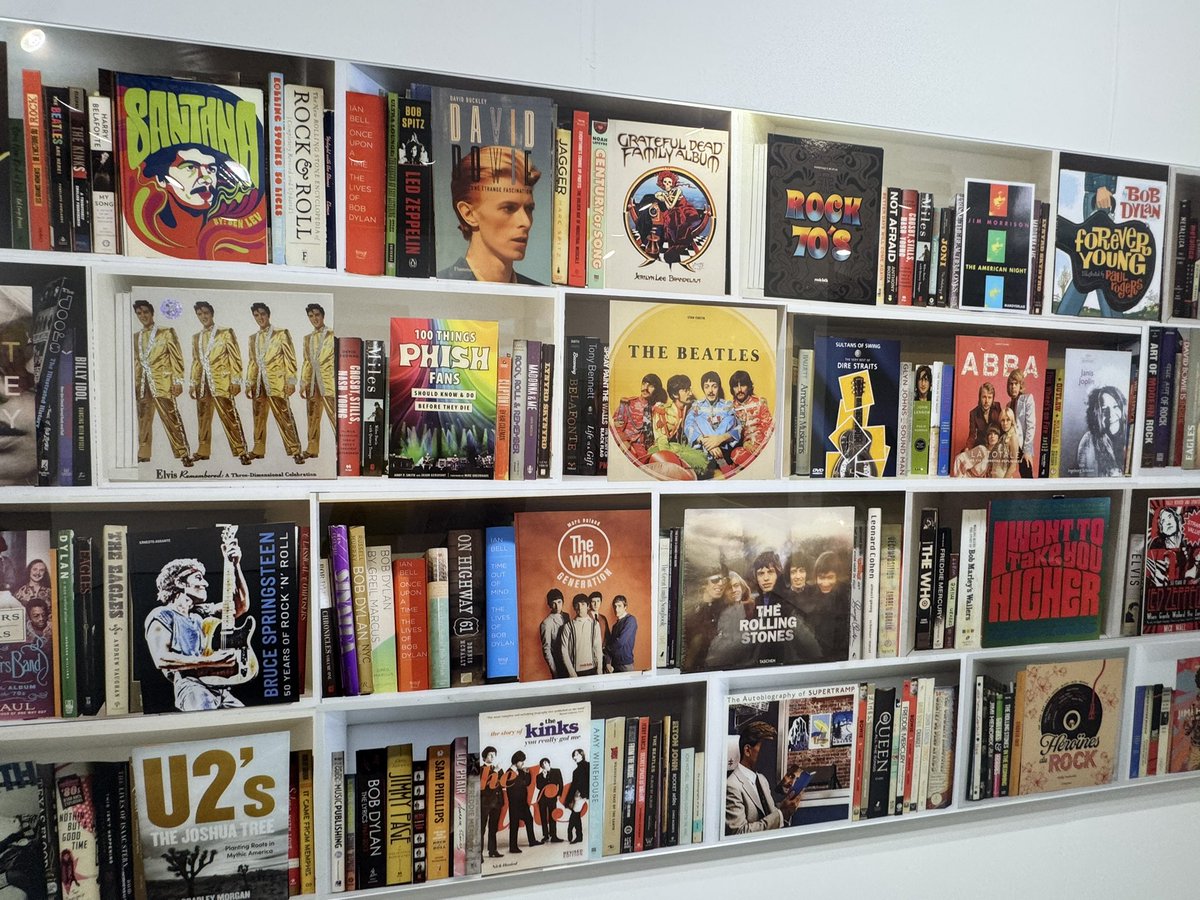 SuperModelGamer tweet media