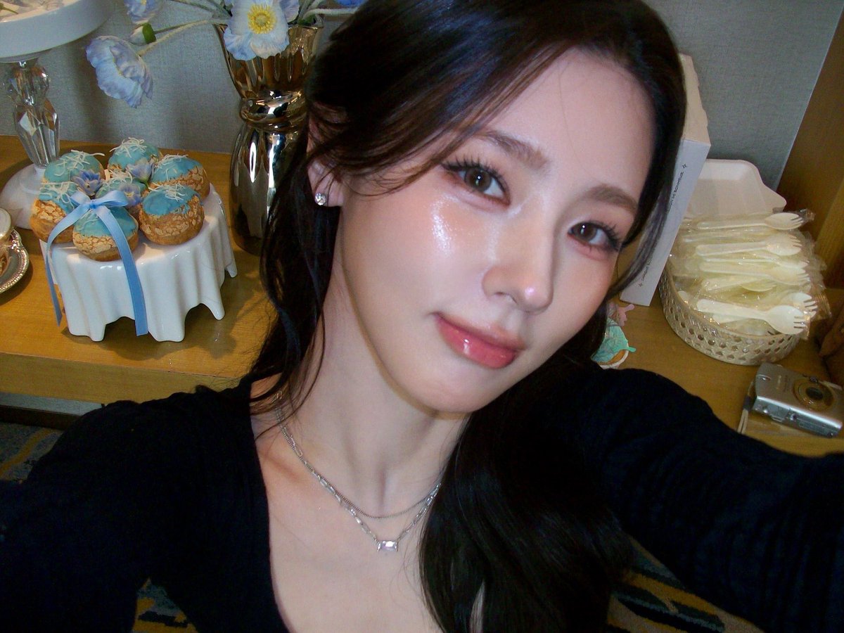 cheridesu_'s tweet photo. ᅠ

ᅠ    ᅠ     ᅠ    ᅠ     𝐒𝐀𝐓𝐎 𝐒𝐀𝐊𝐔𝐑𝐀 𝐌𝐈𝐘𝐄𝐎𝐍
'𝘤𝘢𝘶𝘴𝘦 𝘺𝘰𝘶 𝘬𝘯𝘰𝘸 𝘸𝘦'𝘳𝘦 𝘵𝘩𝘦 𝘴𝘢𝘮𝘦

ᅠ https://t.co/uW8Ta5EhE9