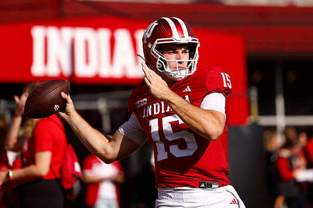 Big game tonight for Fernando Mendoza vs. No. 1 Ohio State 

#NFLDraft 

Photo Credit: Getty Images