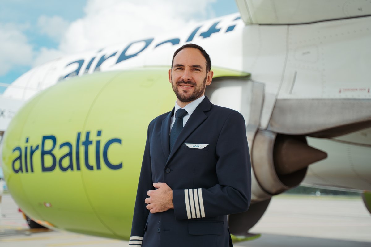 Gate7aviation's tweet photo. airBaltic organise une journée portes ouvertes en ligne pour les employés de #SmartLynx Airlines le 10 décembre 2025.
Lors de cette session, les professionnels de l'aviation pourront échanger avec l'équipe RH d'#airBaltic afin de découvrir les offres d'emploi actuelles au sein de l'entreprise et d'obtenir des informations sur le processus de recrutement.