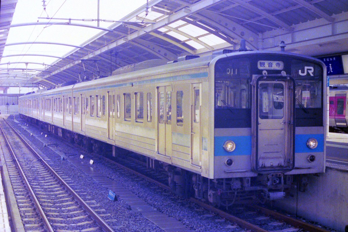 国鉄落し子の121系 現在はJR四国7200系に改造改番