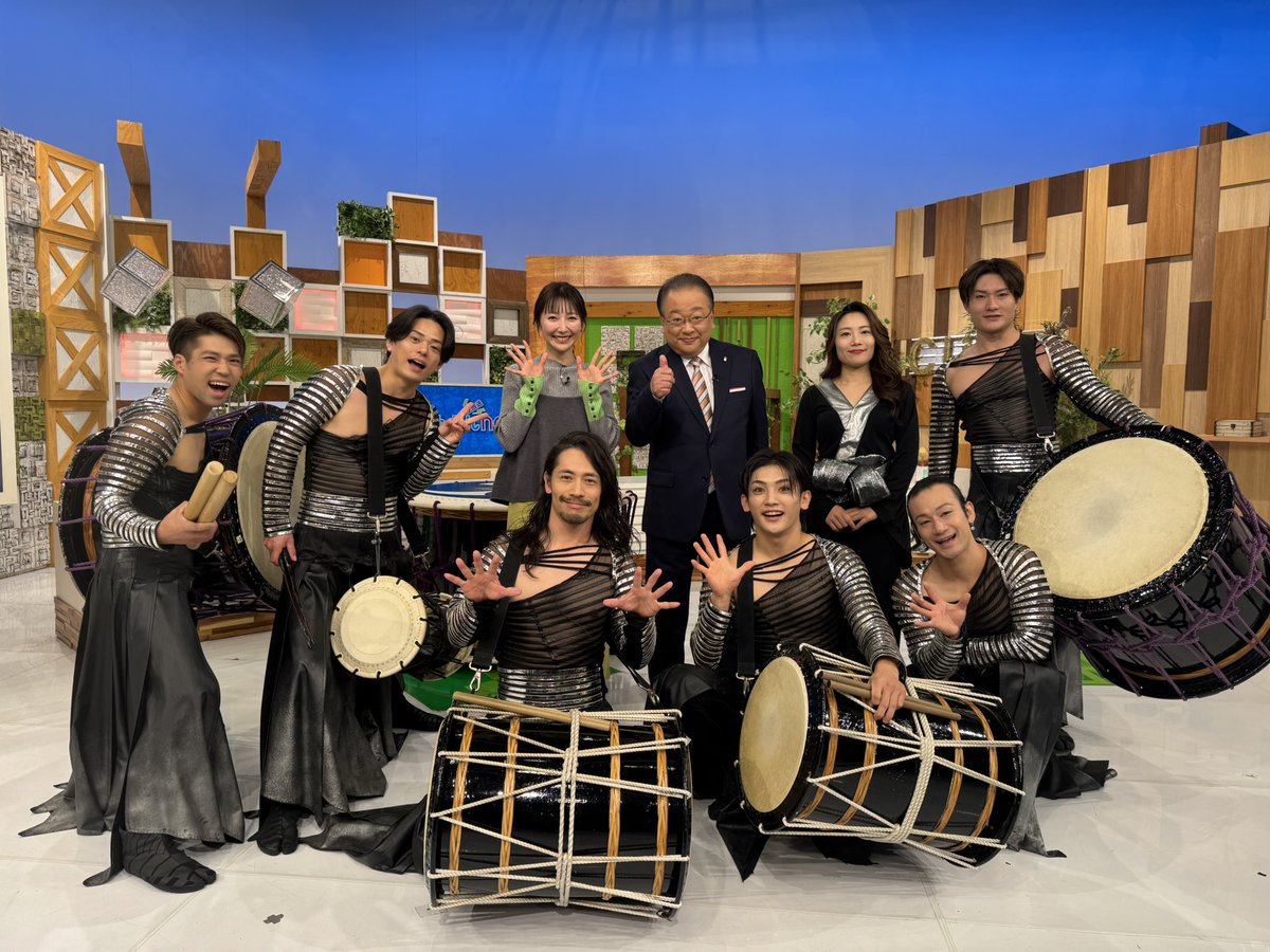 drum_tao's tweet photo. TNCテレビ西日本📺にて、昨日今日と2番組に出演♪
ご視聴いただいた皆さま、ありがとうございました‼️
残すは12月11日の「ももち浜ストア」、そして12月九州ツアー福岡公演❗️
お楽しみに😉
詳しくこちら👇
https://t.co/dAUqKrg1QU
#DRUMTAO #BeyondTHEBEST #福岡 #北九州 #久留米 #公演 https://t.co/gW3Kr4thya