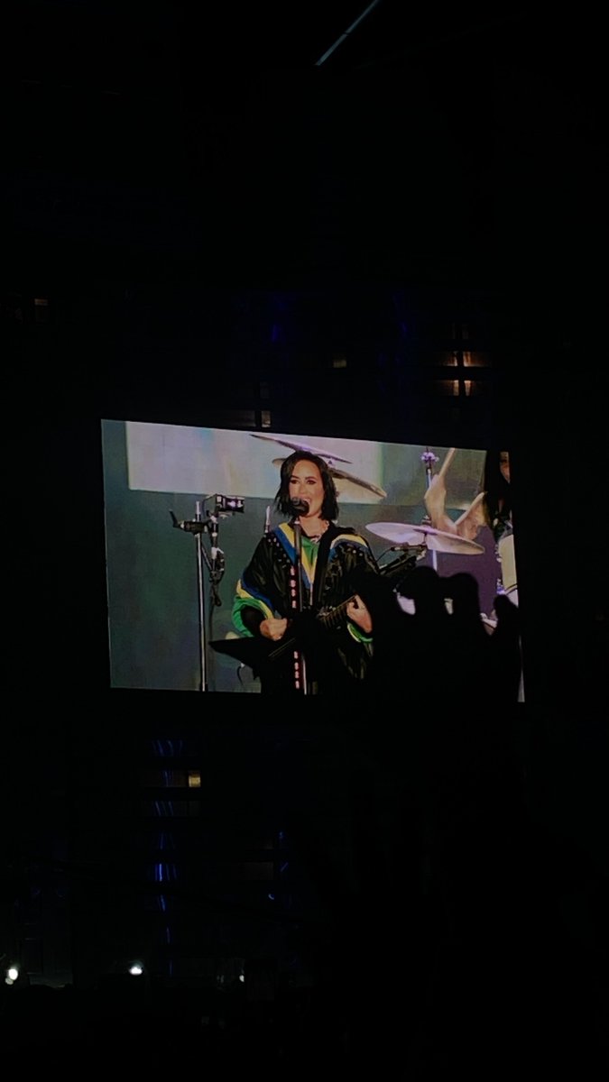 ailsonlovato's tweet photo. @rockinrio Eu mereço viver o Rock in Rio (pela 2ª vez) pra ter a chance de conhecer a Demi de pertinho — já que somos da mesma família (vi de longe no seu primo The Town) 🥹 Ajuda aí, RiR. #AnoDeRockinRio https://t.co/Oh4H2IvQdM