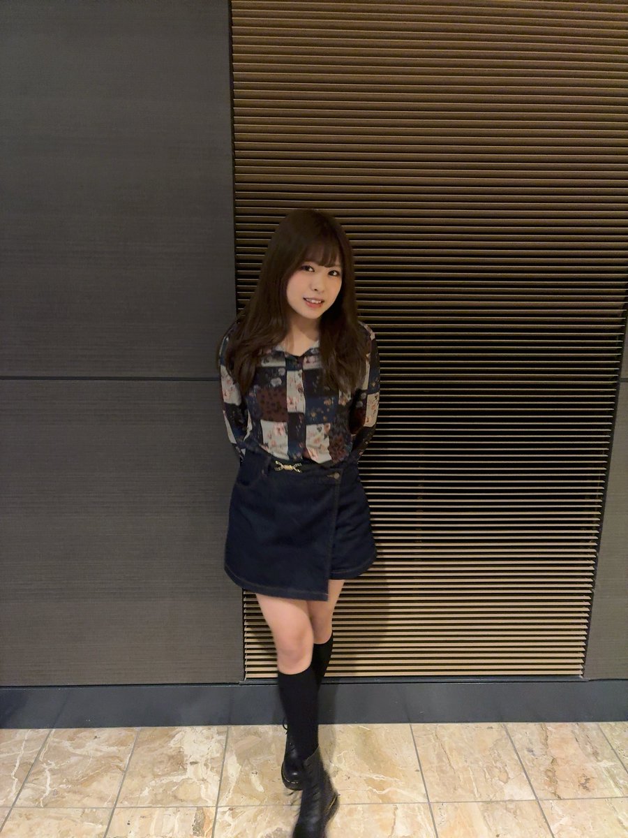 名古屋サイン会ありがとうございました！

皆様に勇気もらえて、すごく嬉しかったです☺️

明日は、昼と夜どちらもサイン会参加させていただきます。

一日中、皆様に会えるのが嬉しいです！
待ってますね🌺

#STARDOM
#金屋あんね