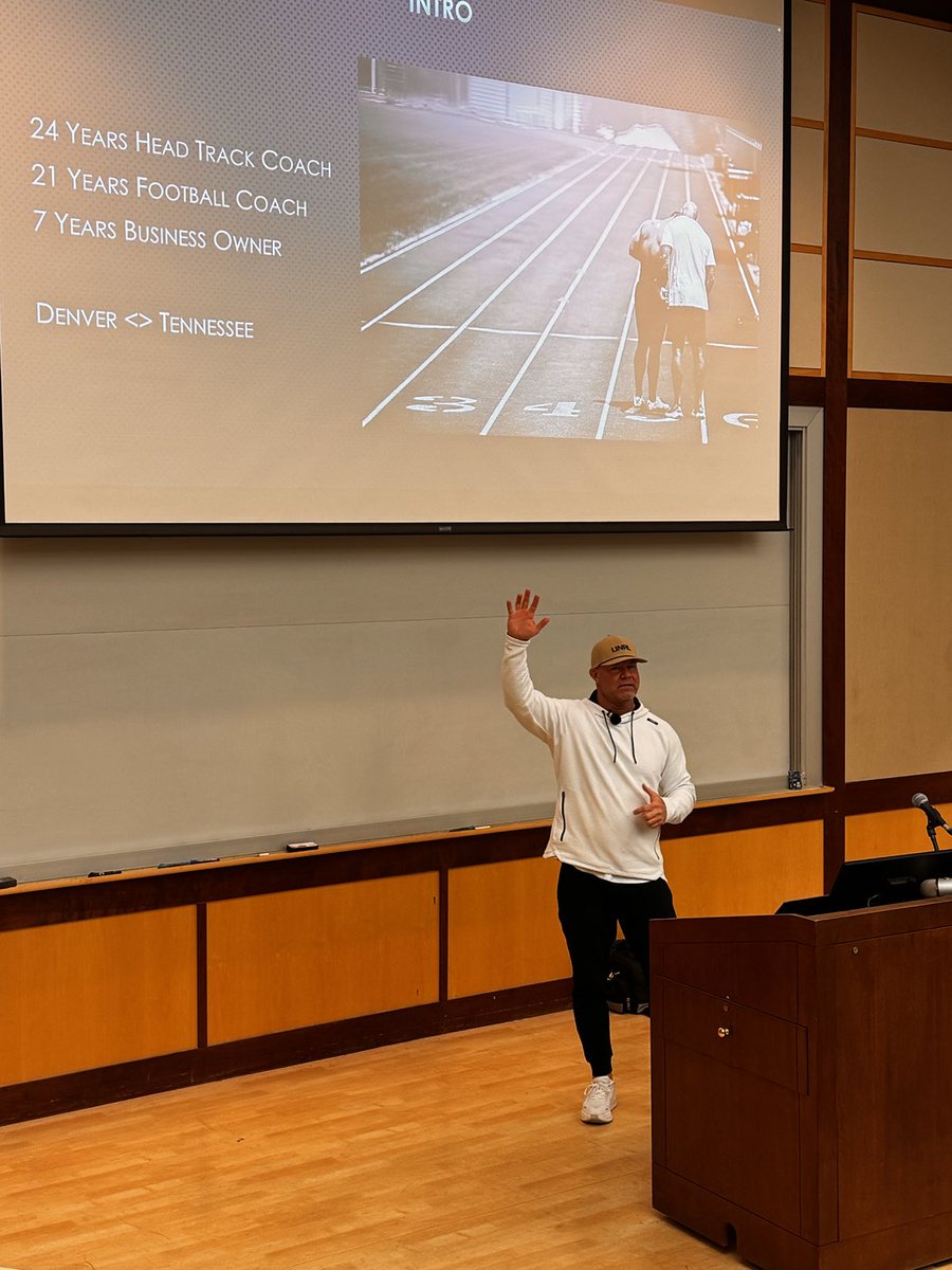 Holler-Korfist TFC tweet media