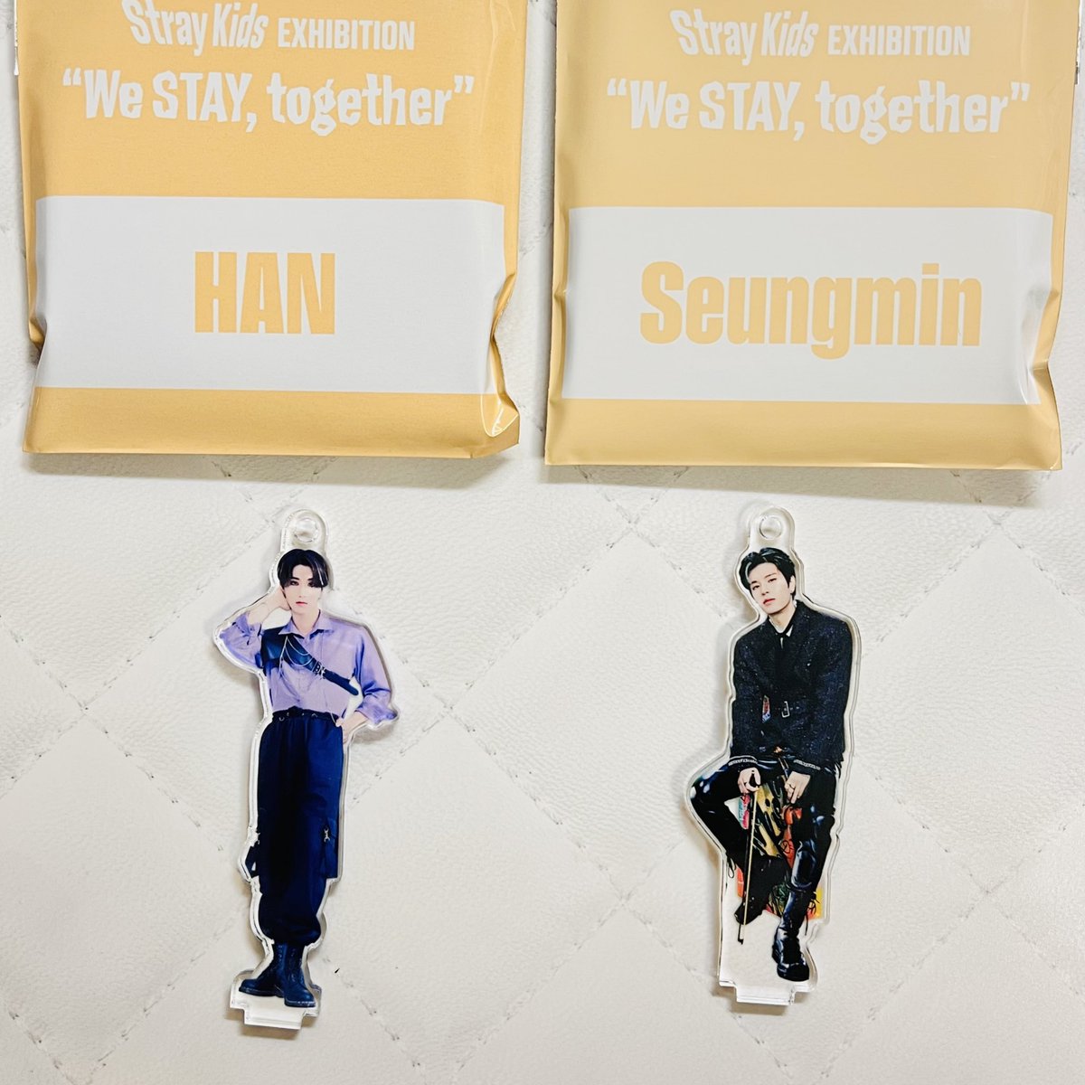 交換】StrayKids スキズ EXHIBITION 展示会 ミニアクリルスタンド