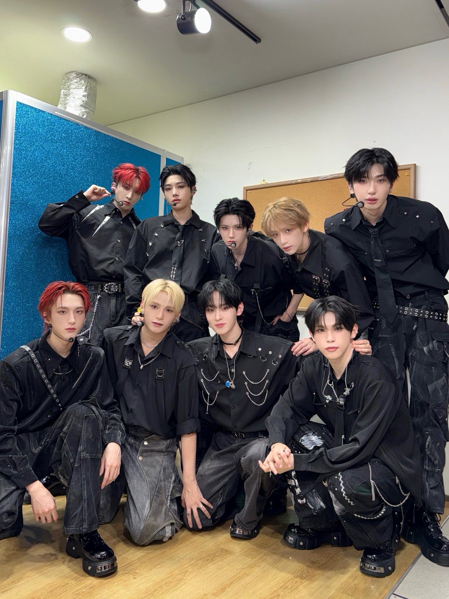 [📸] 

-251206 쇼! 음악중심

#XODIAC #소디엑 
#XODIAC_Alibi 
#Alibi #알리바이