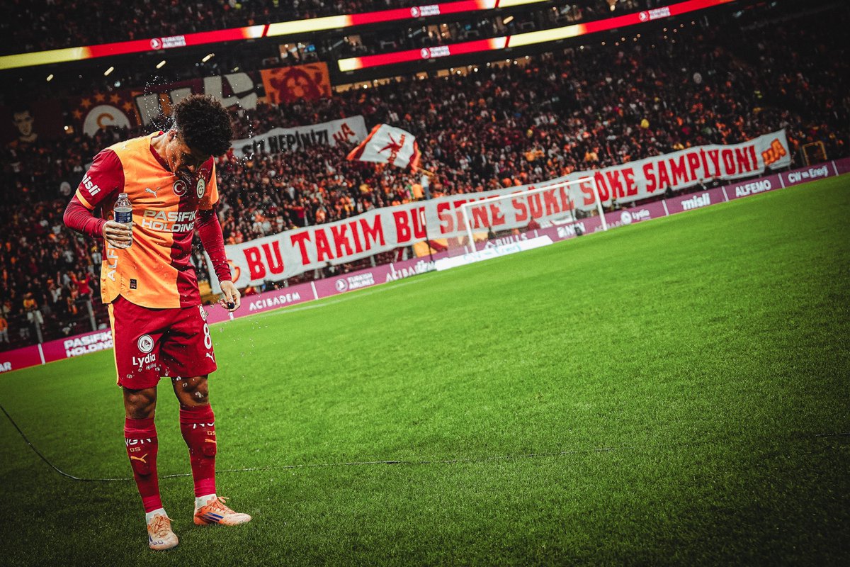 GalatasaraySK's tweet photo. 📸 Albüm: #GSvSAM https://t.co/wa4OwKIJSd