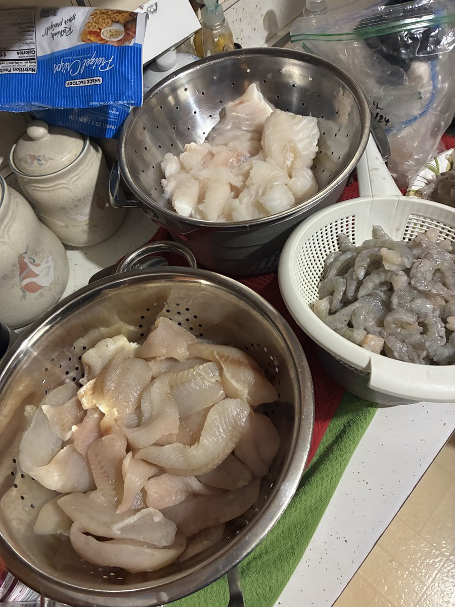 Gonna fry up some catfish crappie shrimp and oysters for lunch today…. Needed to clean the freezer out to give me some motivation to go fish .