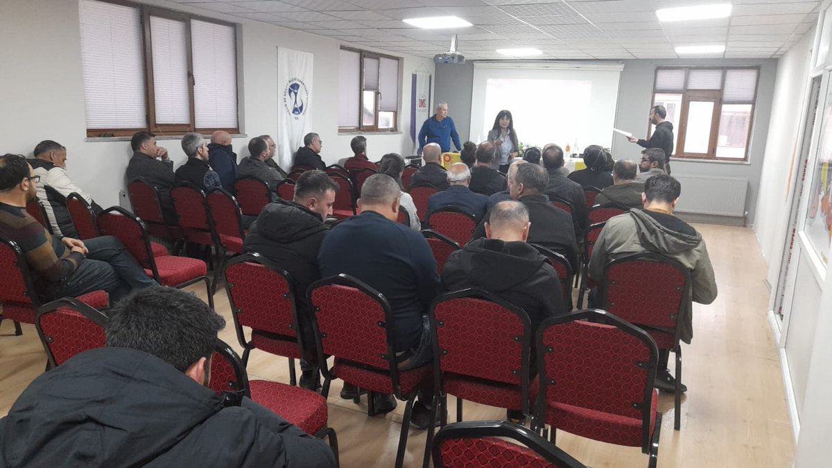 Derneğimiz tarafından Bingöl’de KESK, TMMOB İKK, İHD ve DEM Parti Örgütüne ’Afet Farkındalık’ ve ‘Afet ve Toplumsal Cinsiyet Eşitliği’ eğitimi verildi.

#Afet #Karesat #Perwerde #Bingöl #Çewlik

<a href="/tmmob12ikk/">TMMOB Bingöl İKK</a> <a href="/egitim_bingol/">Bingöl Eğitim Sen</a> <a href="/DEMPartiCewlig/">DEM Parti BİNGÖL</a>