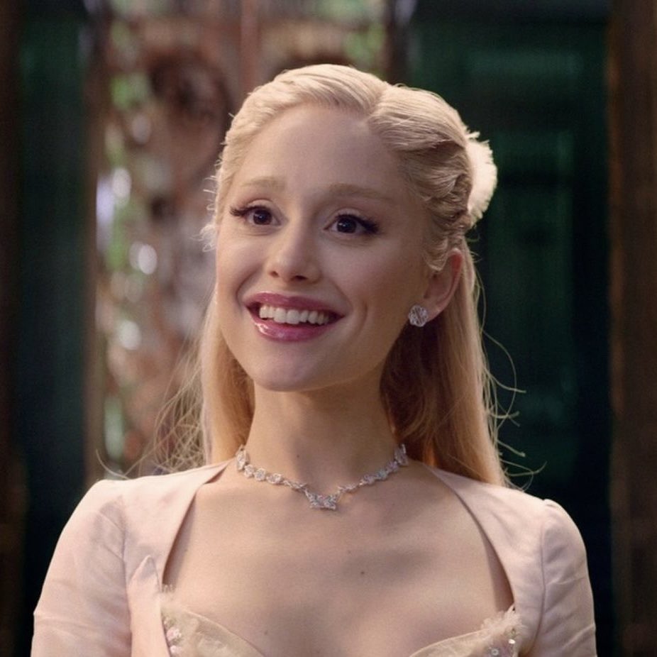 justlikegab's tweet image. eu em janeiro                       eu em dezembro