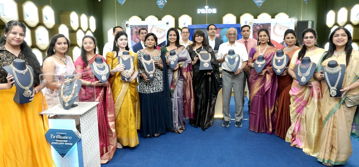 Joyalukkas tweet media