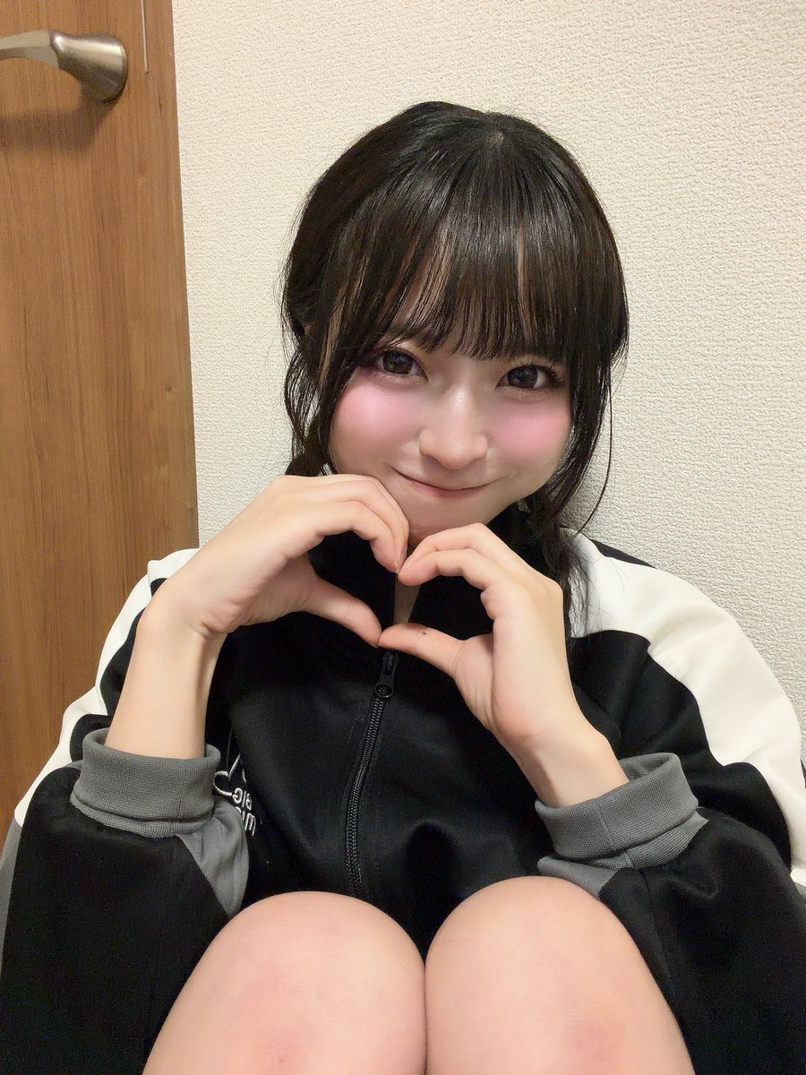 Post by 綾瀬さな_IDOLHOUSE🍁🌙 on X: 🤍🤍🤍