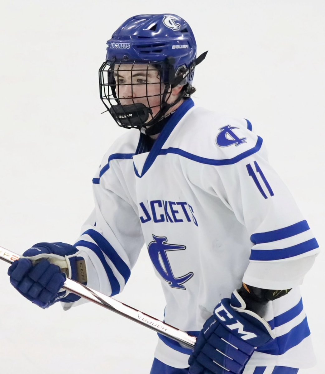 MNHockeyLife's tweet photo. 🎩 Bennett Bergloff buried 4 goals in the second period last night,…a natural hat trick +1. The Cambridge-Isanti forward is up to 8 goals on the season. https://t.co/2hu1qlIy7S