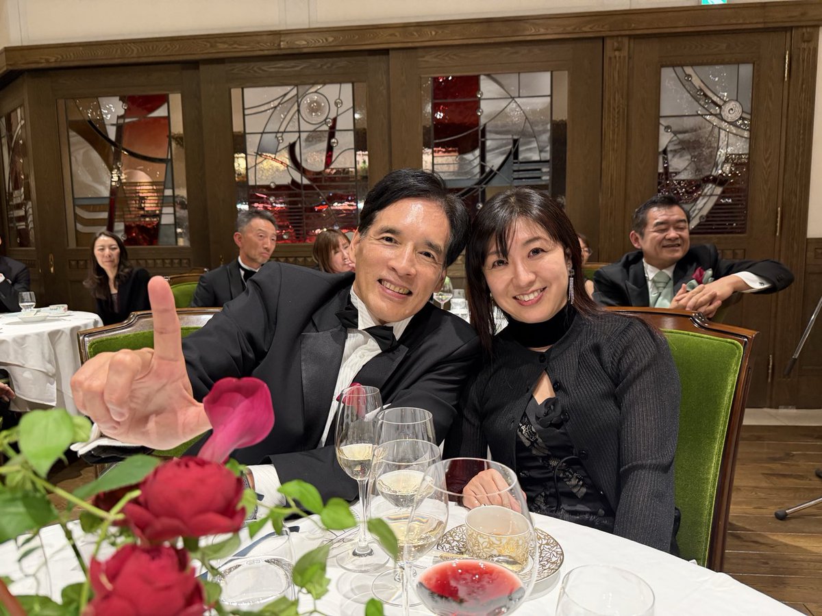 本日は10年ぶりに参加した大人のクリスマスの会合でした。

2004年から開始して今年22回目のイベントですが、最近はなかなか参加できなかったです。今回も ＃茨城ロボッツ と ＃鹿島アントラーズ の試合と重なっていましたが、＃LuckyFes のVVIPの宣伝も兼ねて（笑）参加しました。

Merry Christmas!