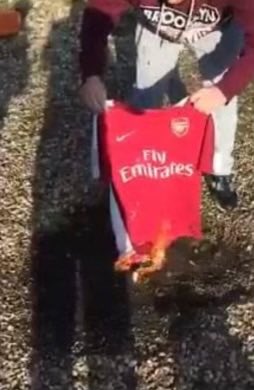 boolymonq tweet media