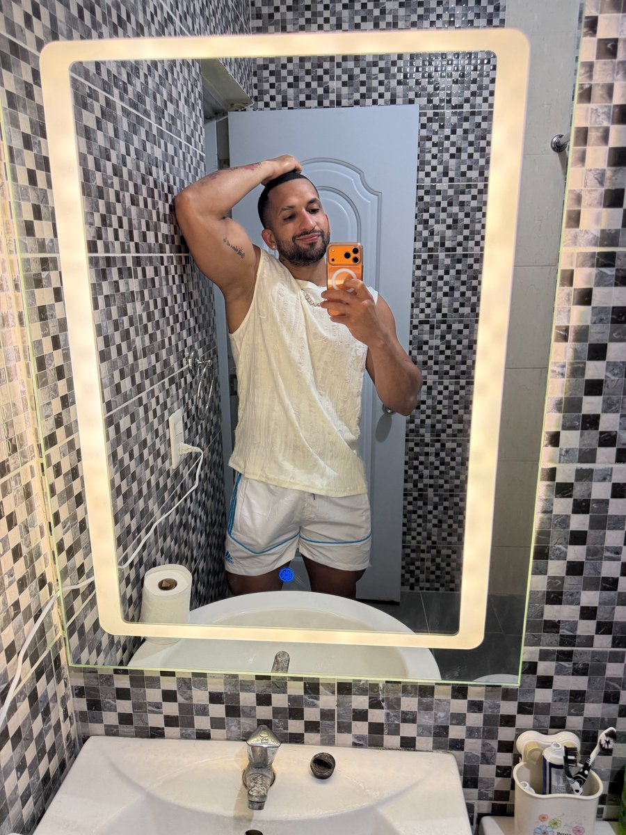 I admit it guys. Yes I’m 🏳️‍🌈