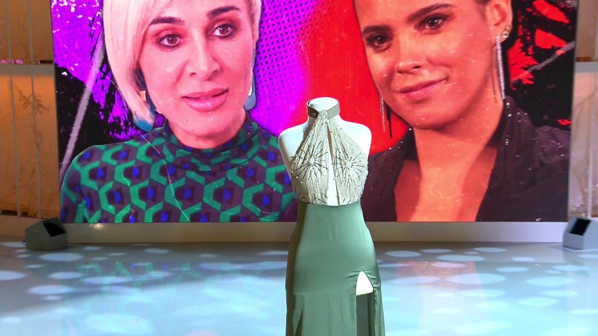 Ana María Aldón responde a Gloria Camila por el vestido de la discordia 💥

🔵 Arranca #Fiesta6D en <a href="/telecincoes/">Telecinco</a> con <a href="/EmmaGarciaWeb/">Emma García Web</a> 👉🏻 mdia.st/directo5