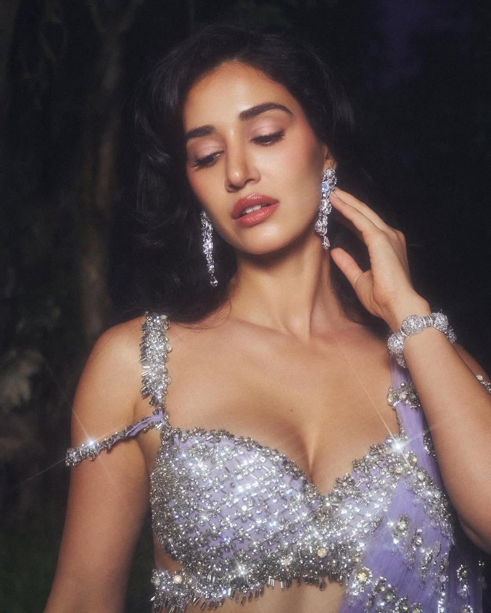 Disha Patani tweet media