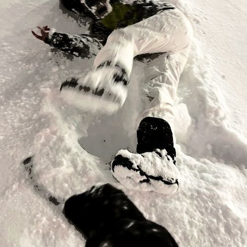 its_semieita's tweet photo. Just the two of us @OikawaPages menggeret princess malem² buat jajan marshmallow (abis dari siang dia cemilin)🤪🫣 https://t.co/56sfLwWdan
