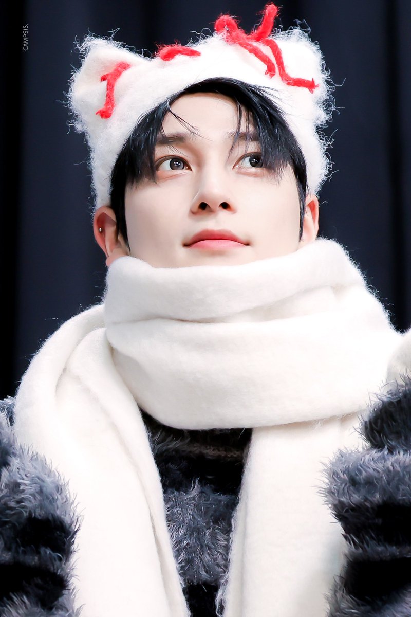 CAMPSIS1207's tweet image. *ᰔ𝟐𝟎𝟐𝟓 𝐇𝐀𝐏𝐏𝐘 𝐇𝐀𝐍𝐆𝐘𝐔𝐋 𝐃𝐀𝐘ᰔ*

한결이로 인해 겨울이 더 좋아졌어❄️

#BAE173 #HANGYUL #한결 
#이한결 #하염없이_어여쁜결