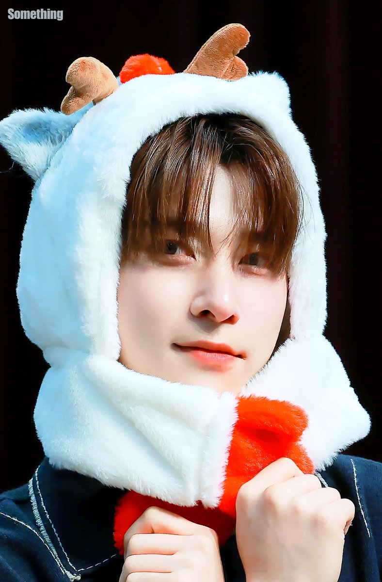 𝙎𝙤𝙢𝙚𝙩𝙝𝙞𝙣𝙜 𝙂𝙄𝙁 tweet media