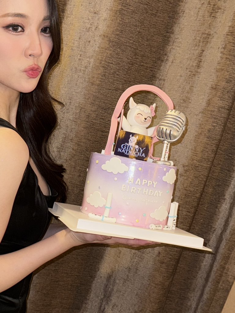 FILO-ALKEYS, thank you! 🇵🇭💓
Today was so special—something I’ll hold in my heart forever. Your enthusiasm meant the world to me. Thank you for making my dream come true and turning our GinJay moment in Manila into something extraordinary. Mahal kita🥺🫶🏻

#GinnyJayna1stFMinMNL