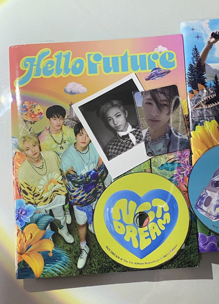 rain_sees's tweet photo. WTS LFB PH
✧ NCT Dream Hello Future album hello ver
⁃₱300 as set
╰ unsealed with inclusions
╰ onhand
loc: bulacan

🏷️  nct mark renjun jeno haechan jaemin chenle jisung https://t.co/v9kt25sK5L