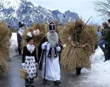 GOPWarrenCounty's tweet photo. Happy Feast of St. Nicholas! The real Santa: bishop, gift giver, secret helper of the poor & legendary punch of heretics. May your shoes be filled with treats (and no coal) today! #StNicholasDay #Dec6 https://t.co/IysSViz0Fe