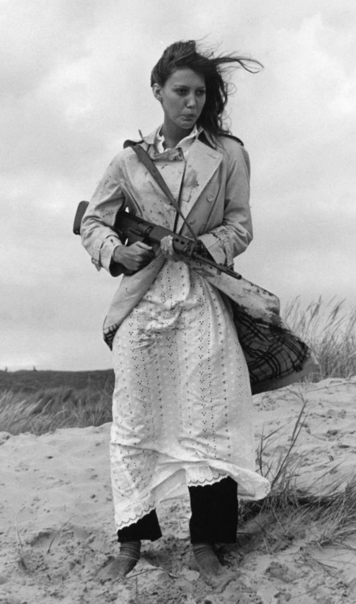 curiouswishes's tweet image. How it feels sometimes