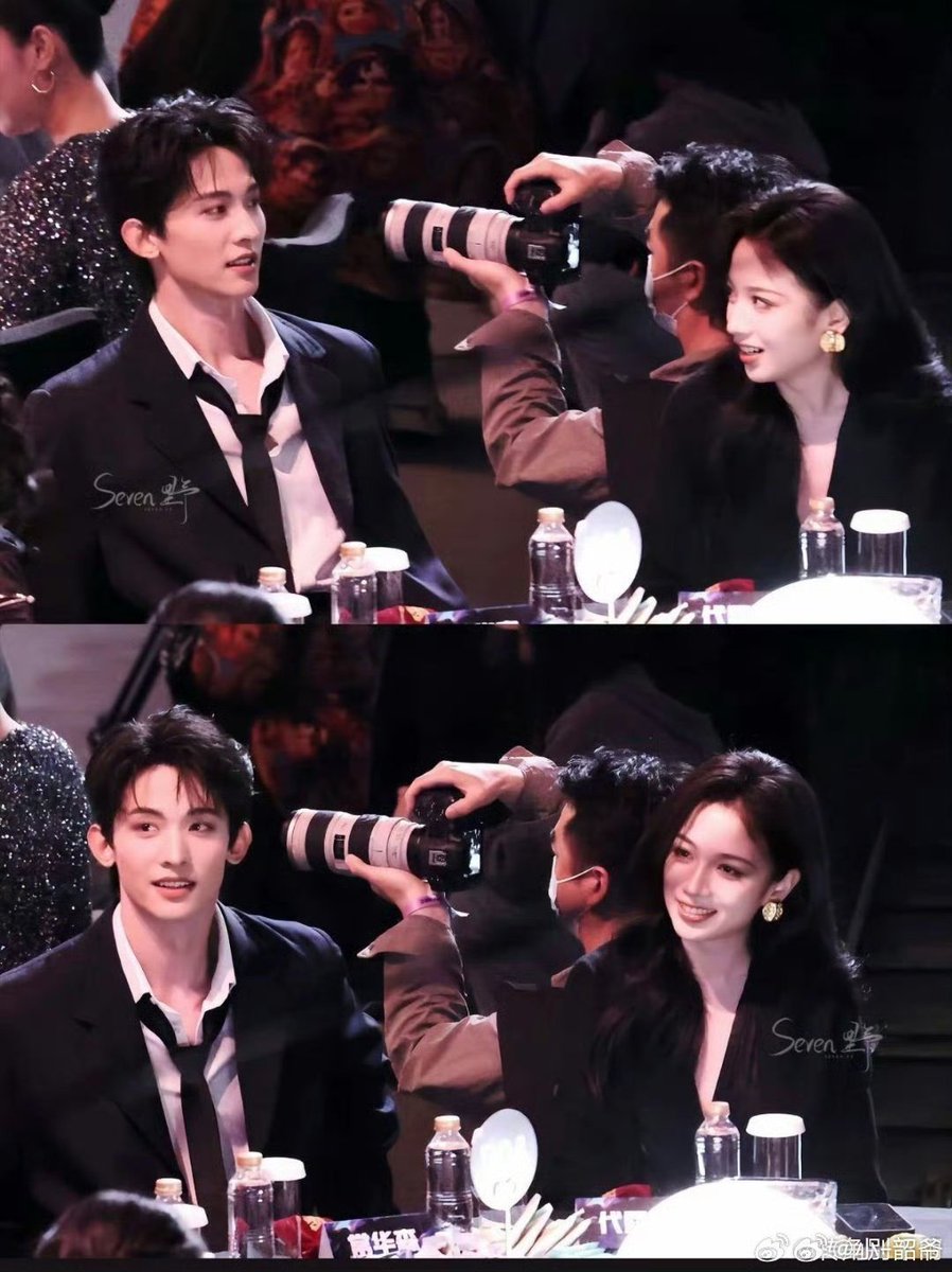 kohanasaku's tweet image. And if they decide to un-unbind the cp from 11 months ago, is that so wrong? 😇 #DaiLuwa #ChangHuasen #Lingzhao