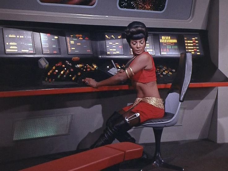 cowb0yfilm's tweet photo. uhura’s slay in mirror mirror is, to quote mike’s mic, absolutely galactic https://t.co/yBT4ZmkOtL