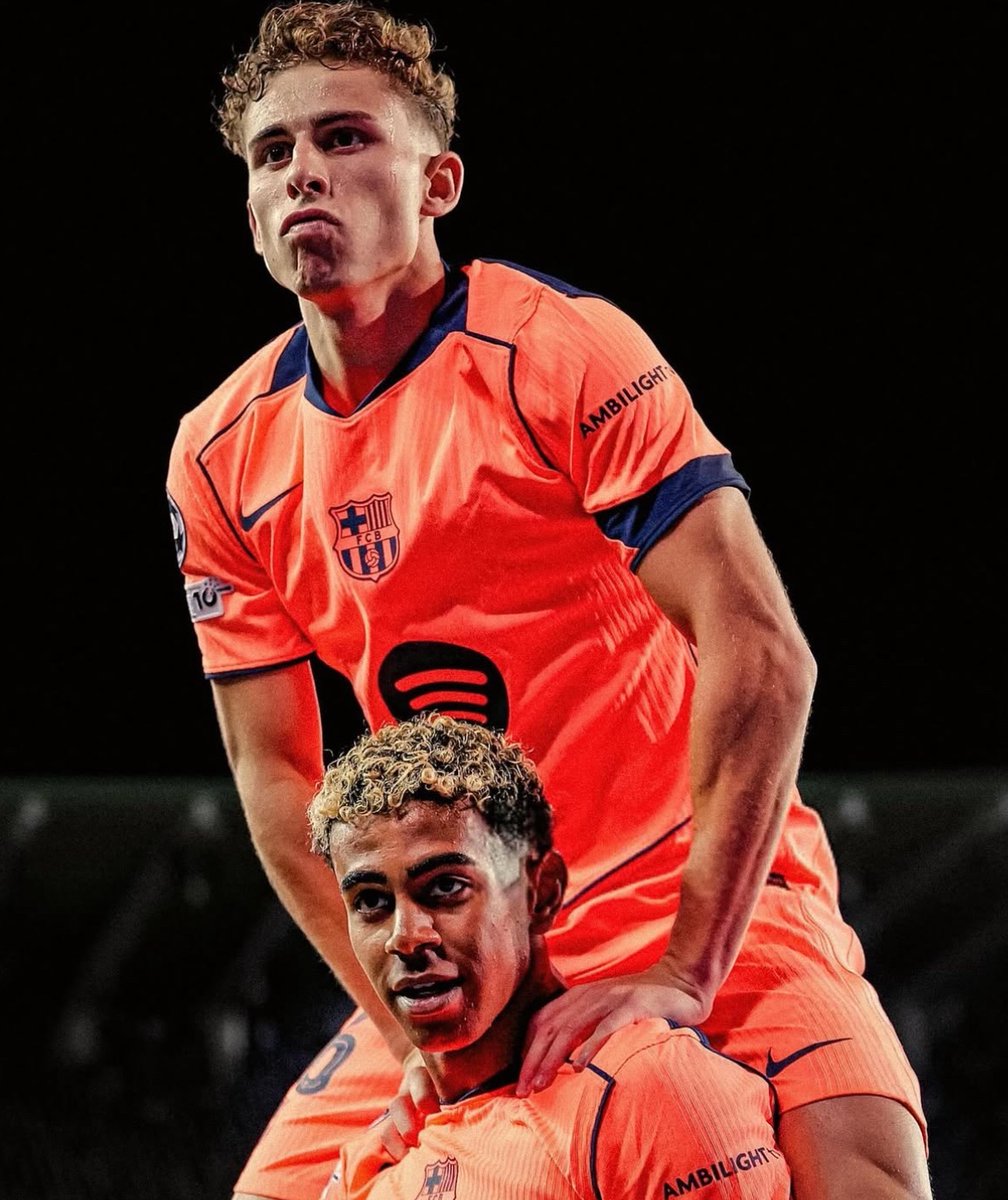 BarcaUniversal's tweet photo. 🚨 OFFICIAL: Barça will wear the orange kit today. https://t.co/hHOq7Whvr9