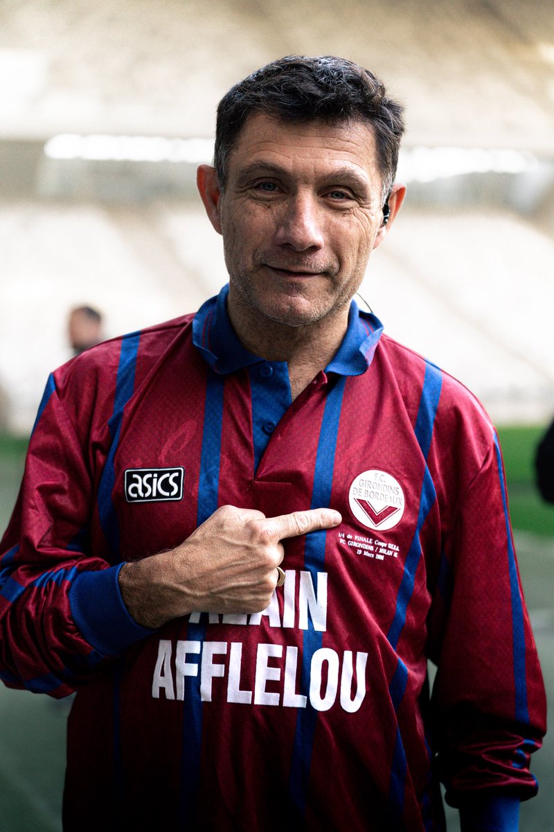 girondins's tweet photo. L’original (le maillot hein) 🫢

#FCGBDLFC #AllezBordeaux https://t.co/OGEUemhxUa