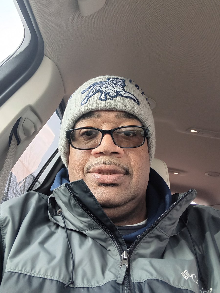 mrbdj95's tweet photo. Gooooooood mawnin, yall! Today is a great day in #TigerWorld for a #SWAC Championship Football Game, live at Thee Vet!!!
Y'all come on out and enjoy a great day of fellowship! https://t.co/gSWHEVmqO5