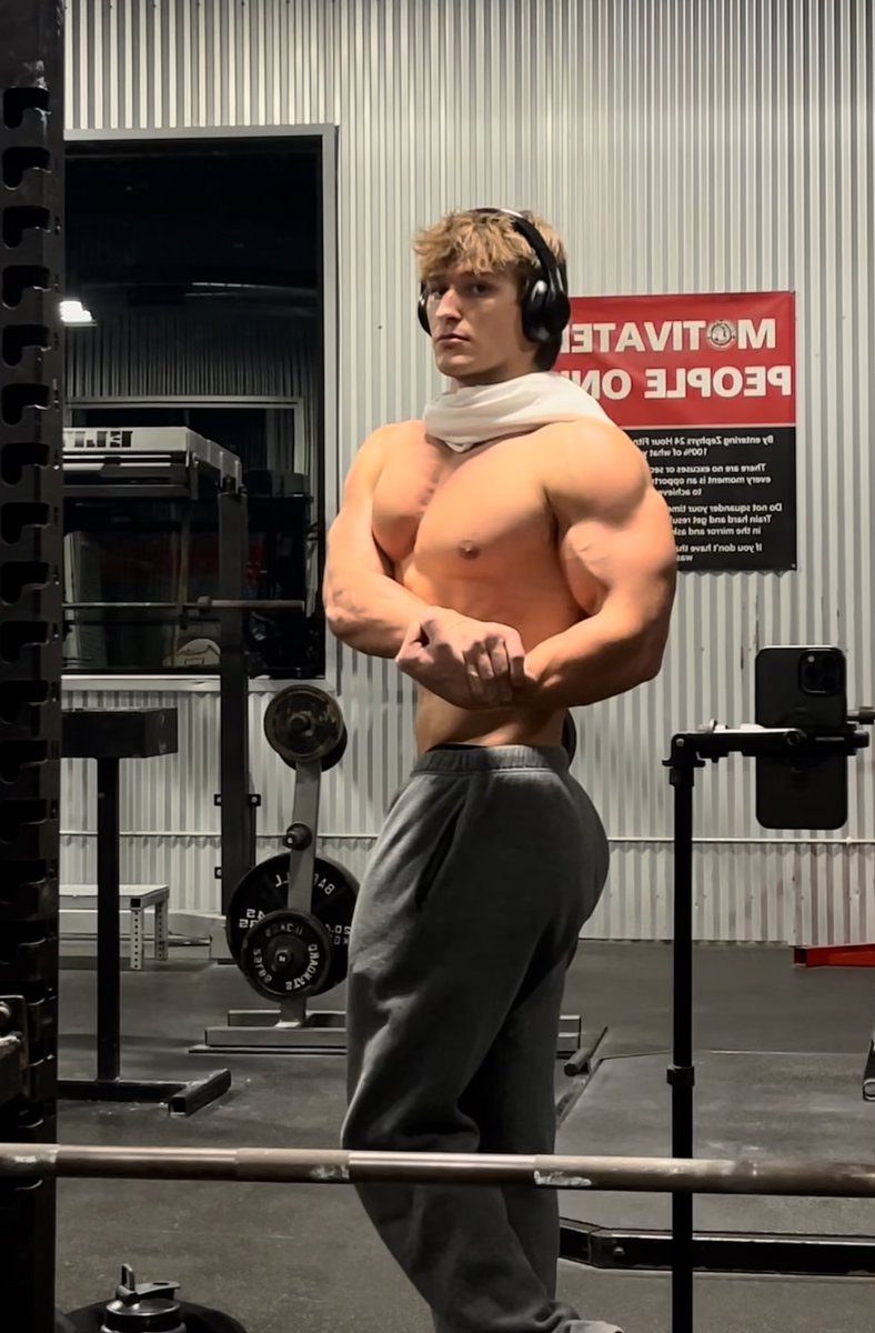 austinGod0's tweet image. I’m going to leave your bank account at zero