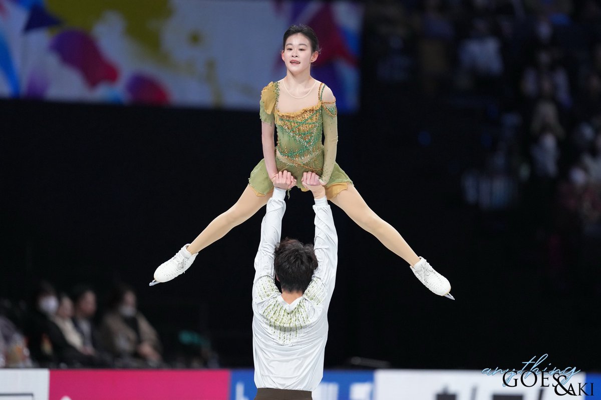 AnythingGOE's tweet photo. Junior Grand Prix Final - Pairs podium #JGPF #JGPFigure
🥇 Rui Guo / Yiwen Zhang
🥈 Xuanqi Zhang / Wenqiang Feng
🥉 Ava Kemp / Yohnatan Elizarov
📸: @anya3Lz3Lo https://t.co/Bs151rs7FM