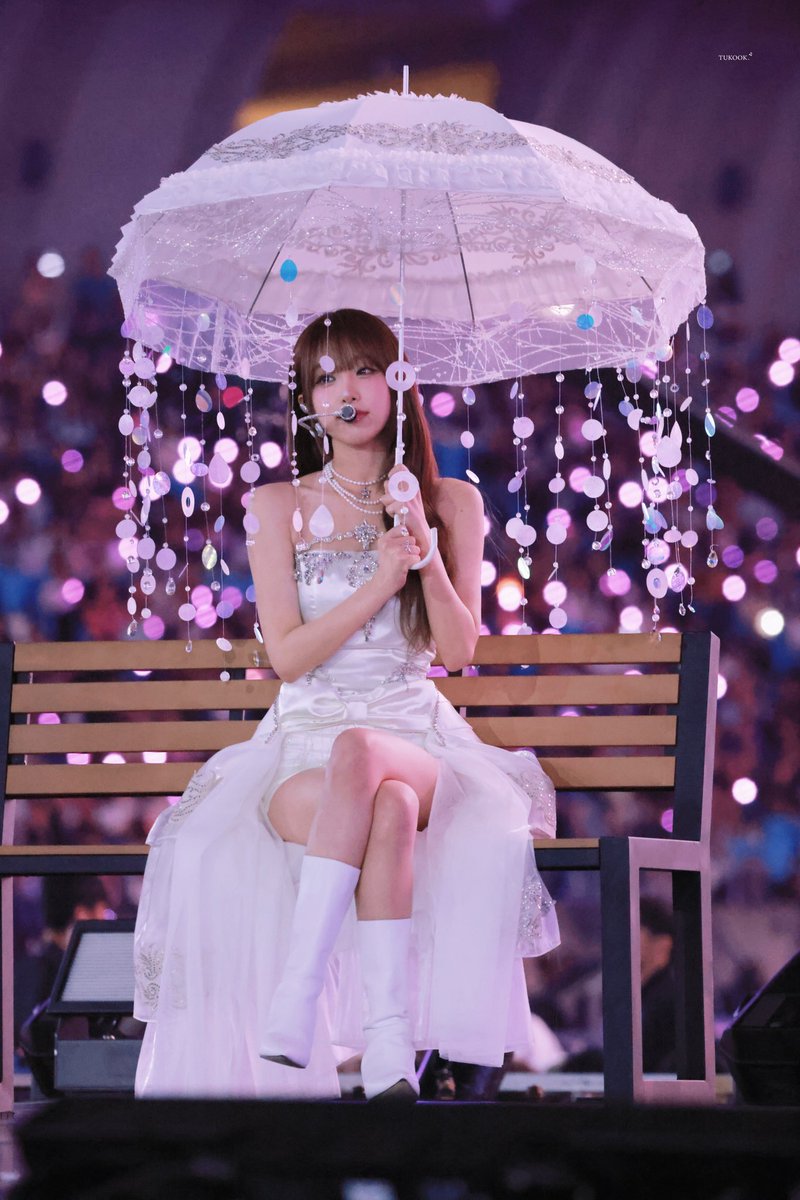 251206 🌸

#최예나 #예나 
#YENA #CHOIYENA #イェナ